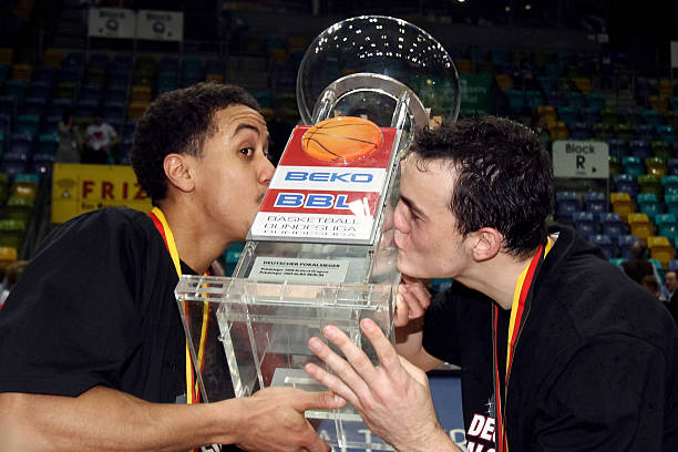 再次引发了 再次引发了